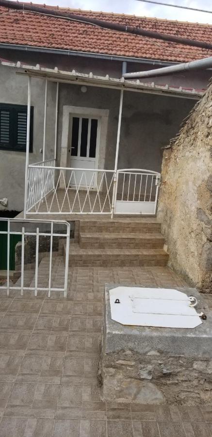 Apartman Bogdan Jelsa  Kültér fotó