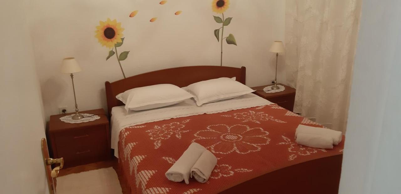 Apartman Bogdan Jelsa  Kültér fotó