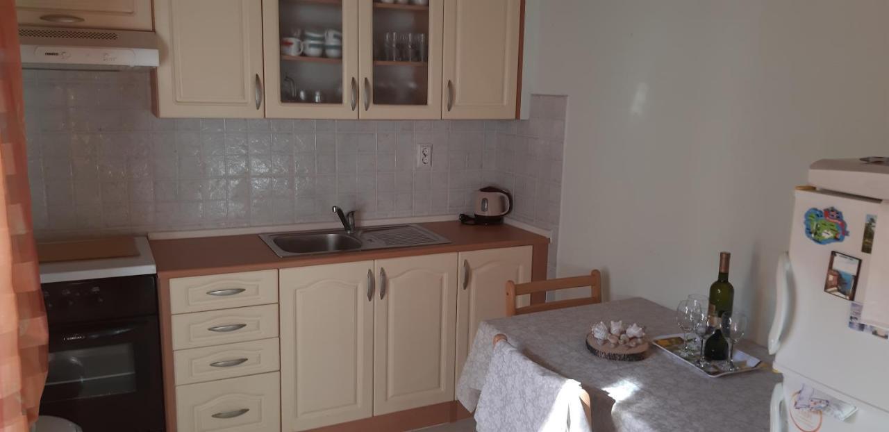 Apartman Bogdan Jelsa  Kültér fotó